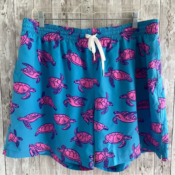 Chubbies Blue Turtle Swim Shorts 2XL - Picture 1 of 4